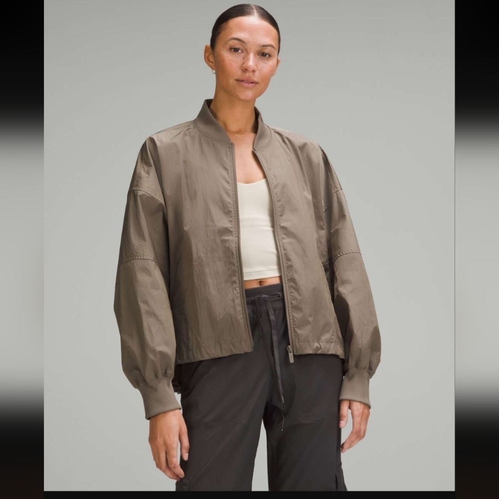 Lululemon Lightweight Hem-Cinch Bomber Jacket Nomad